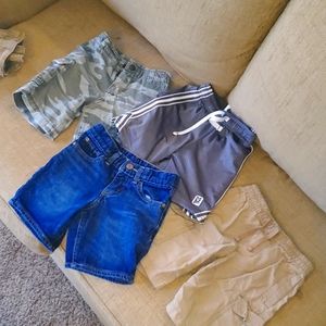 *Updated* 5) pair size 4 little boys shorts